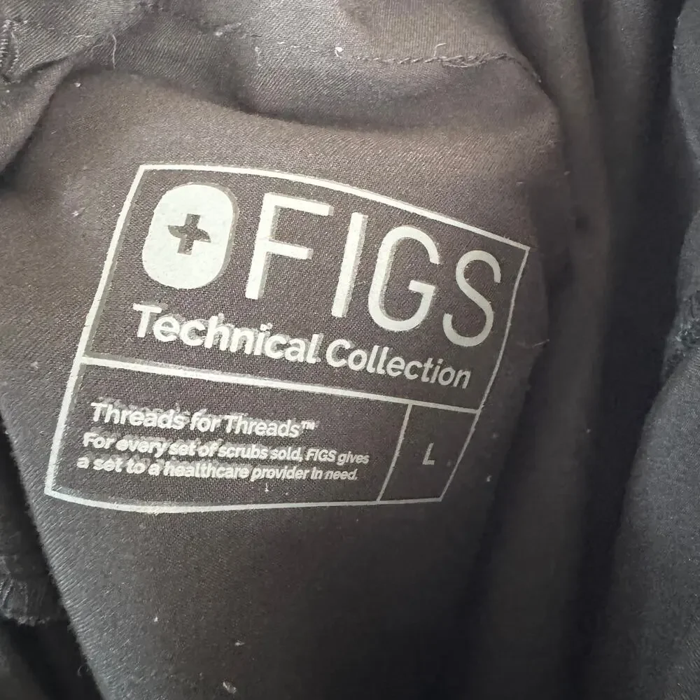 Figs Technical Large Casma 3 Pocket Scrub Top & Tokha Trouser Scrub Pants Set
